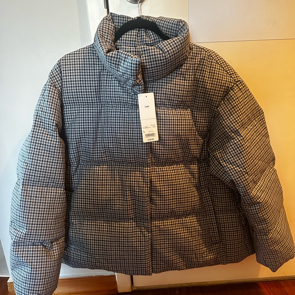 COPY - COPY - COPY - New With Tags Gray Patterned Down Jacket